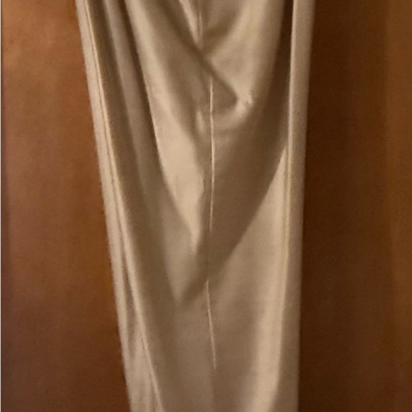 St. John Couture Cream Satin Pants! 👖 - Picture 3 of 9